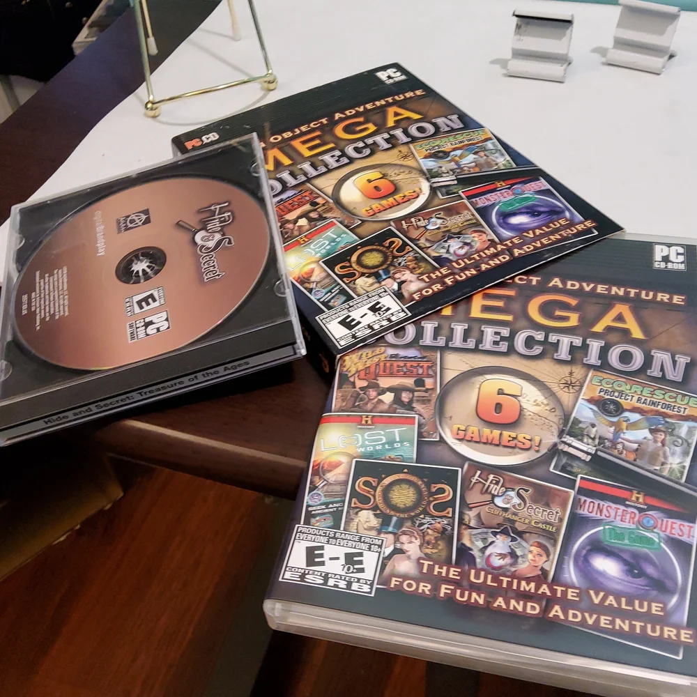 Mega Collection 6 Games w/ Xtra Disc